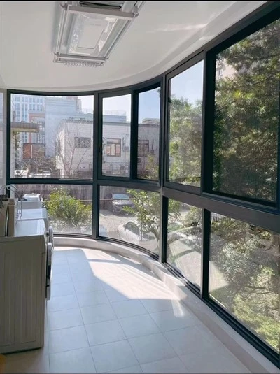 Panneaux de mur-rideau en verre